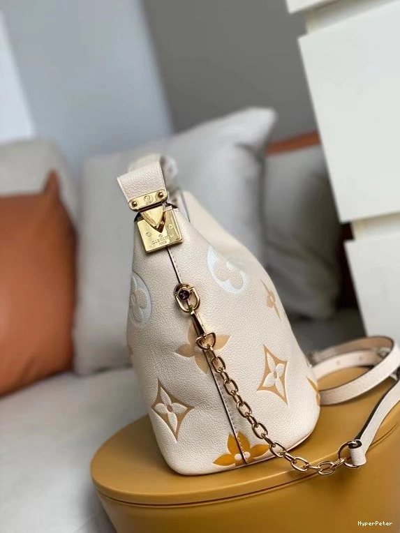 MARSHMALLOW LOUIS VUITTON 0728